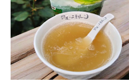 春日出游，保溫杯里面放什么最好，二月風有機野生葛根粉陪你潤養(yǎng)全程